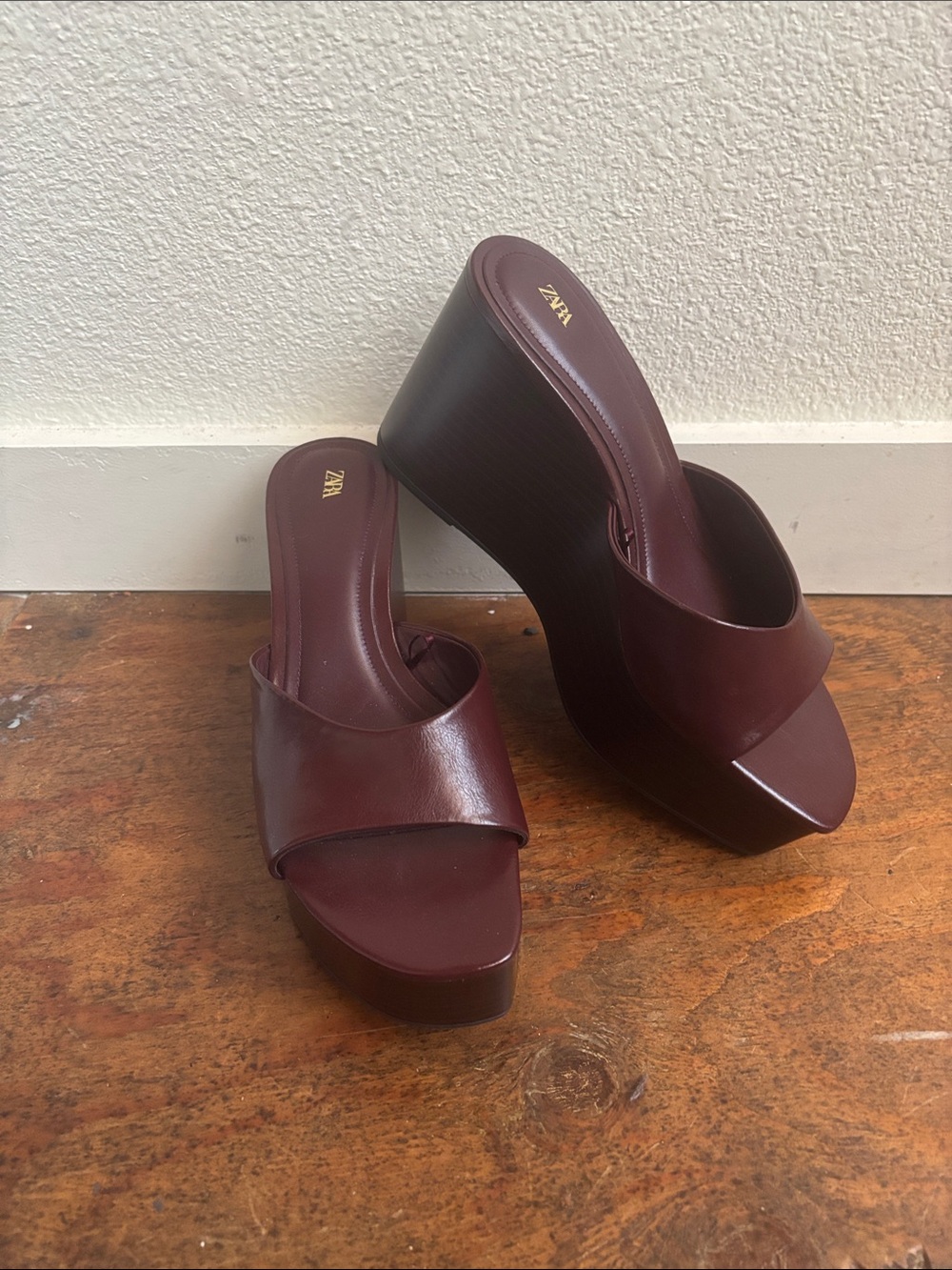 Zara Burgundy Platform Slide Wedges